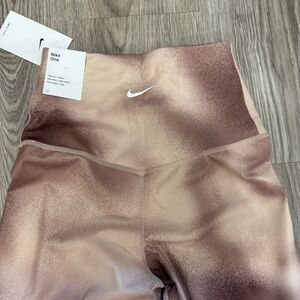 Nike Women's One High-Rise Printed Leggings- size xs - Mauve